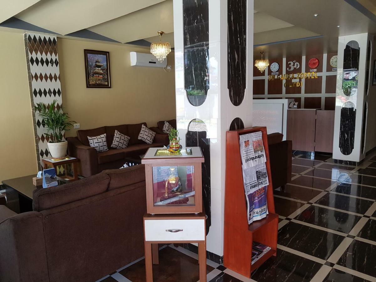 Om Gaura Hotel Pokhara Eksteriør bilde